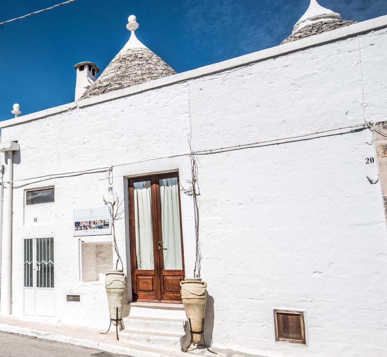 Trulli Antichi Mestieri - Widespread Trulli In The Historic Center Alberobello Dış mekan fotoğraf